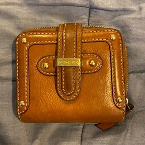 Michael Kors leather wallet authentic 💯
